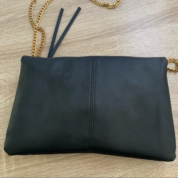 Rampage Vegan Faux Leather Gold Chain Crossbody - Picture 7 of 10